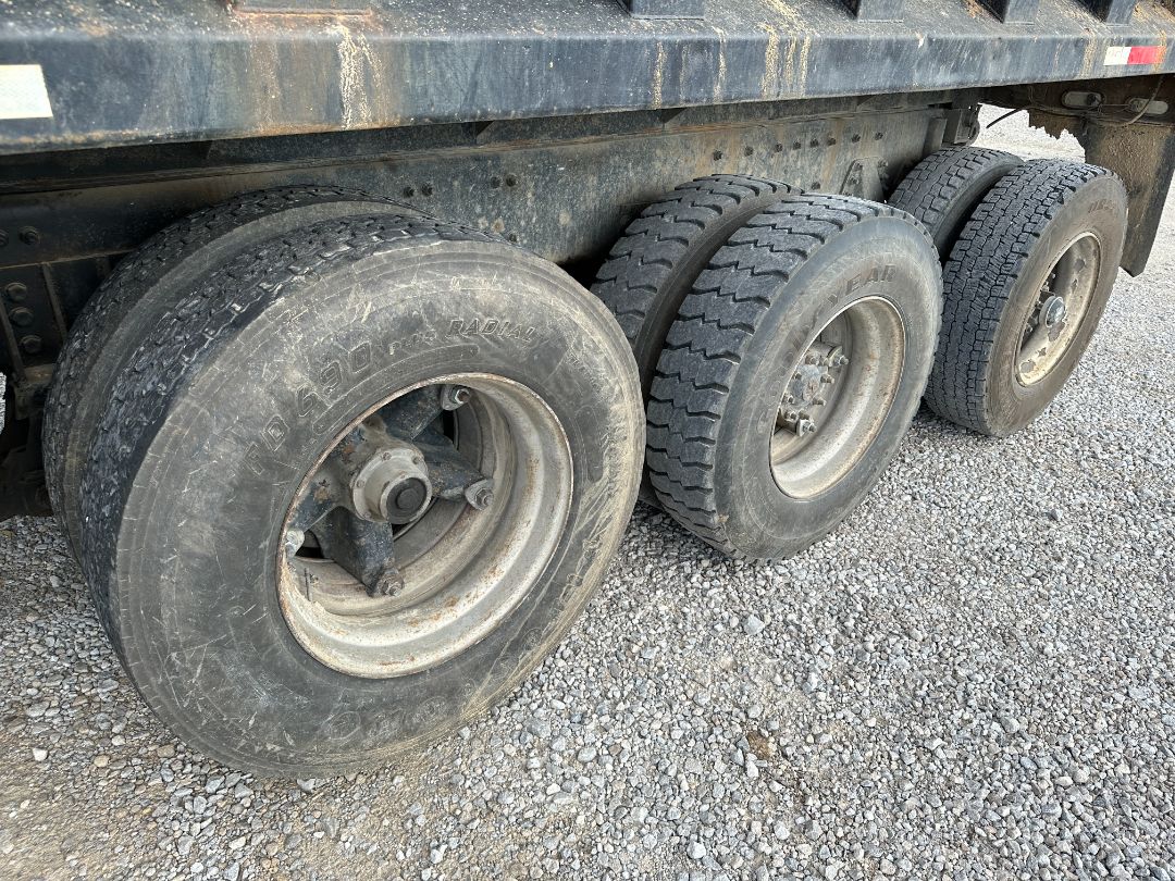 1987 FREIGHTLINER FLC - Image 19